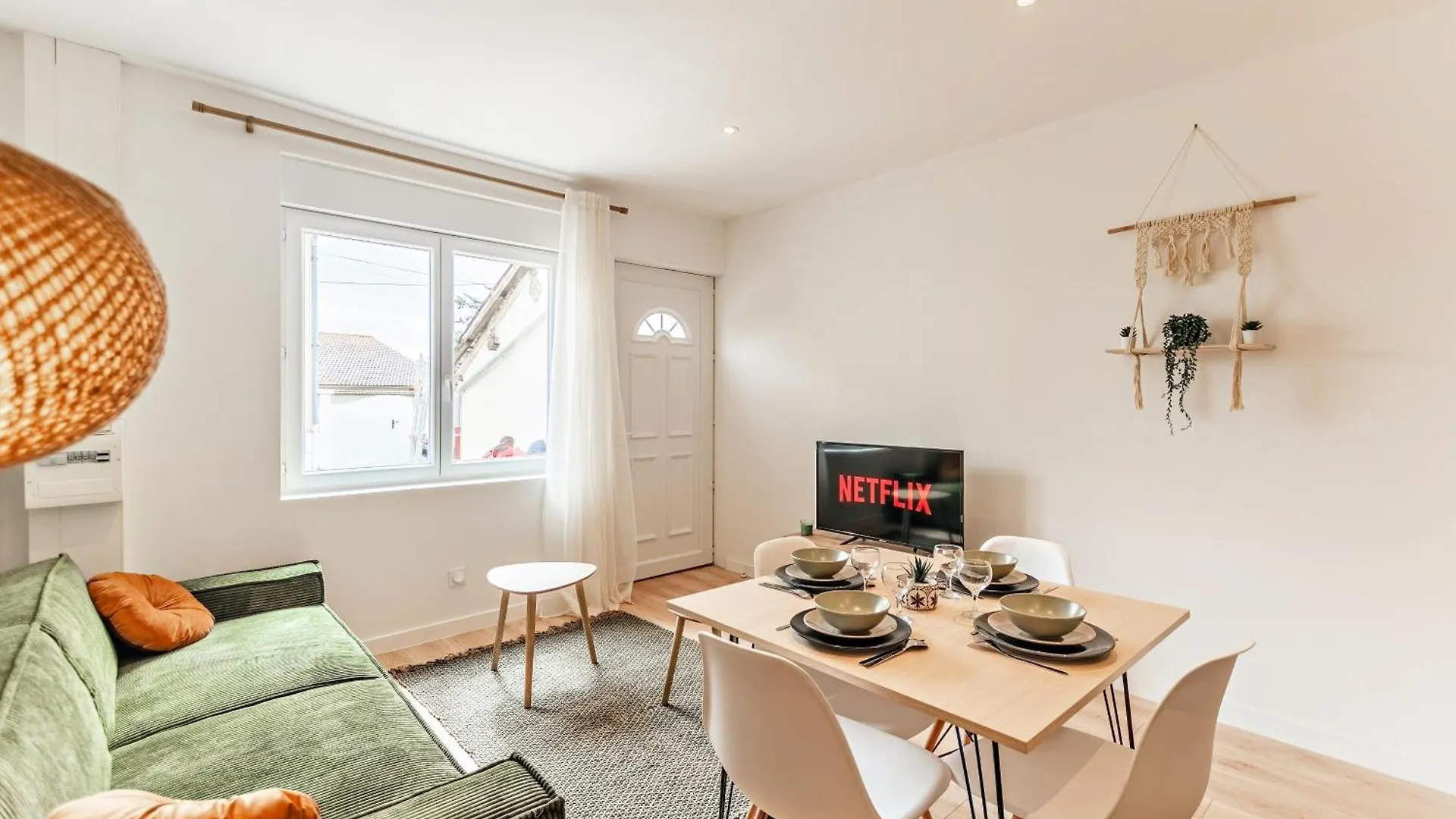 Chez Quentin & Thibaut Apartment Dagneux 0*,