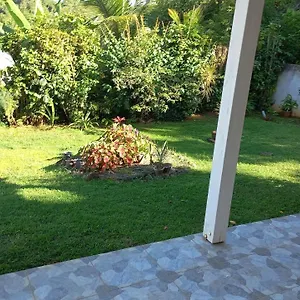 charmant-petit-t2-dans-maison.comcaribbean.com/